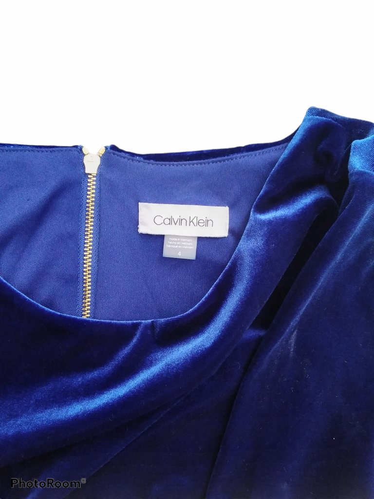 Vestido Calvin Klein terciopelo azul rey | Closet Revolution