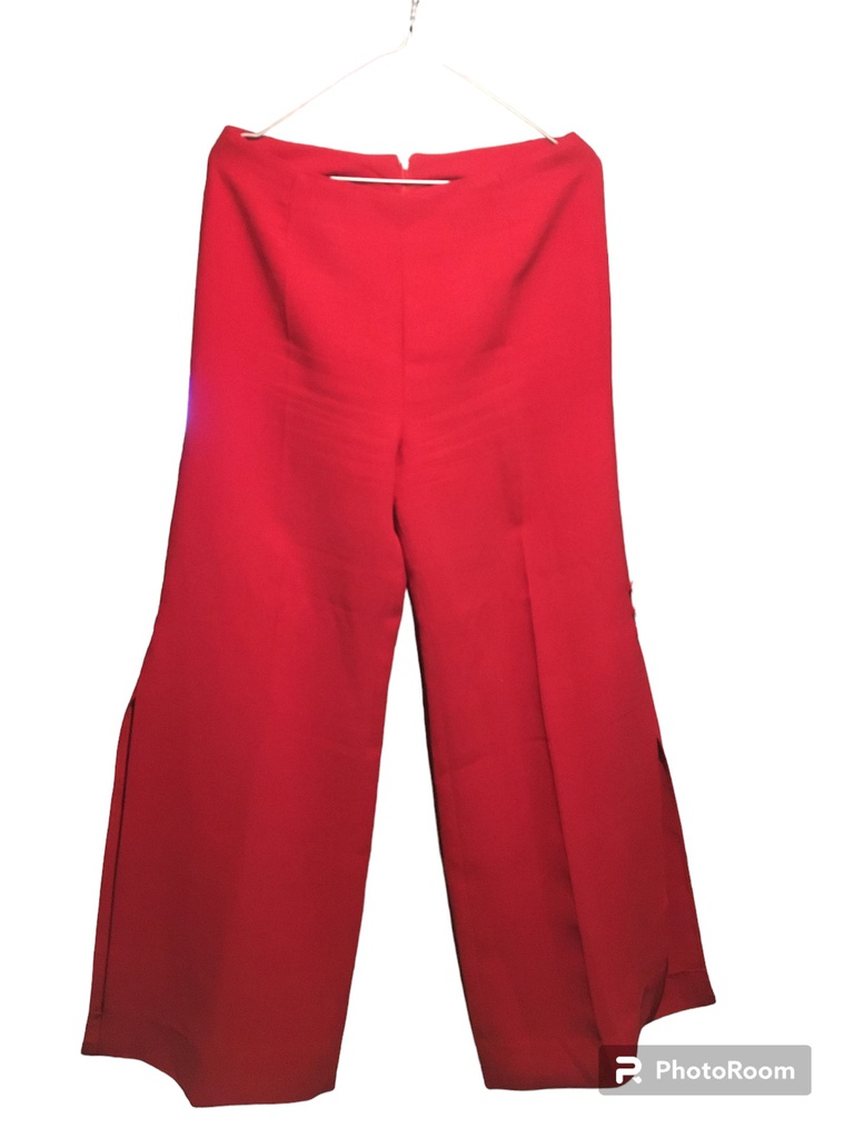 Pantalón wide rojo con aberturas laterales